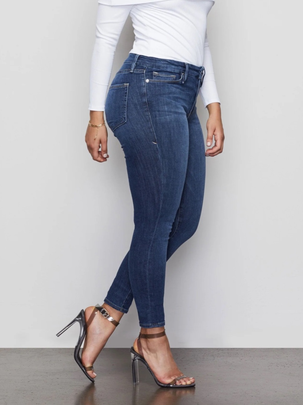 GOOD AMERICAN Good Legs Dark Blue (Blue004) Skinny Jeans 4/27